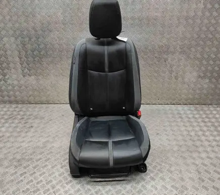 Nissan Leaf II (ZE1) Front passenger seat 871015SH1A