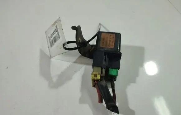 Glow plug pre-heat relay