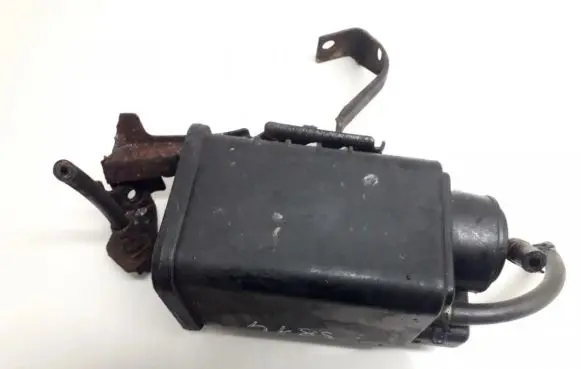 Toyota Corolla E120 E130 Active carbon filter fuel vapour canister 7770402050 77704-02050
