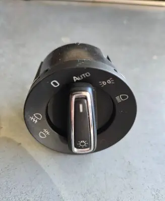 Skoda Superb B8 (3V) Light switch 3V0941431 03372034 A40517
