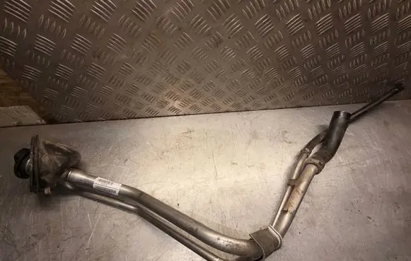 Volvo C30 Fuel tank filler neck pipe P31336313 815073