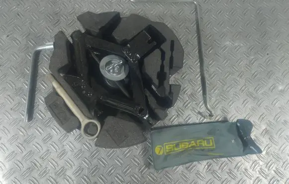 Subaru Forester SH Tool set 97035AJ000 80DA70MAA