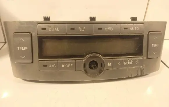 Toyota Avensis T250 Climate control unit 5590005281 5590205060h