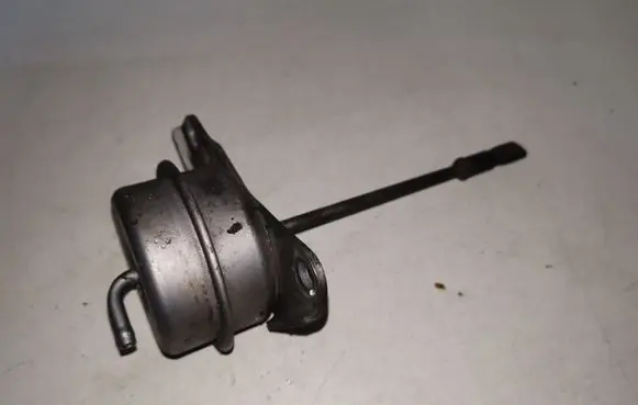 Volvo XC90 Turbo system vacuum part 4937718732