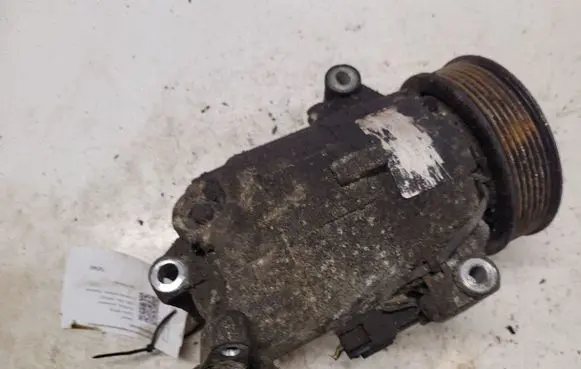 Renault Koleos I Air conditioning (A/C) compressor (pump)
