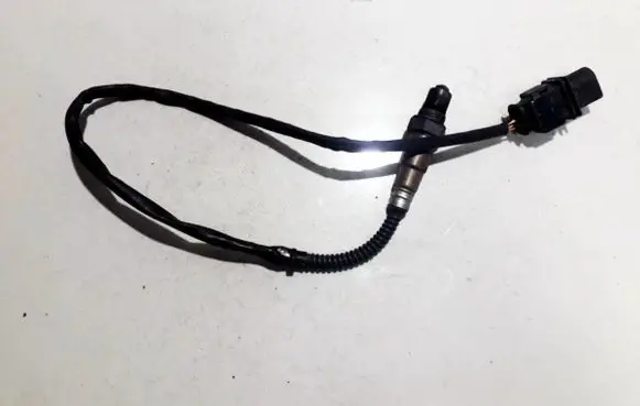 Volkswagen Caddy Lambda probe sensor 03g906262 0281004042