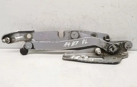 Audi A4 S4 B7 8E 8H Tailgate/trunk/boot hinge 8E5827302C
