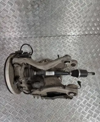 Land Rover Evoque II Rear wheel hub spindle/knuckle 