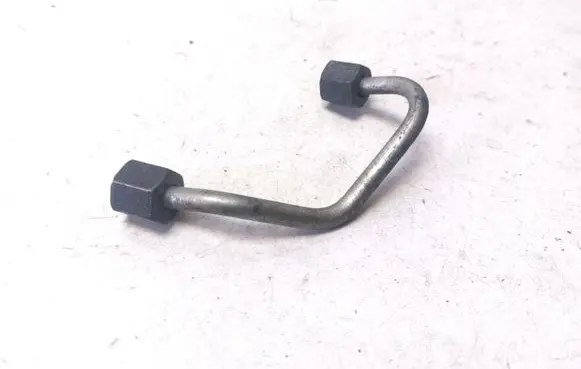 Audi A8 S8 D4 4H Fuel injector supply line/pipe U2410Q2