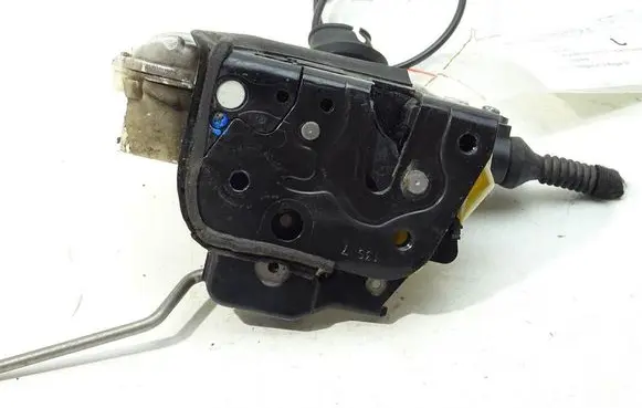 Audi A4 S4 B7 8E 8H Front door lock