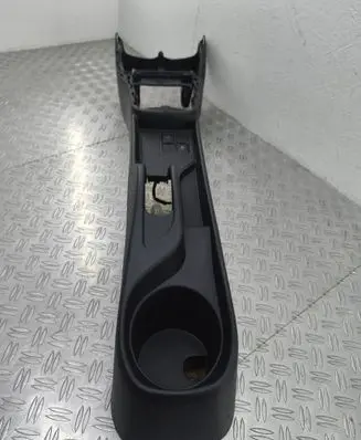 Toyota Yaris Center console 589170D160 589110D340