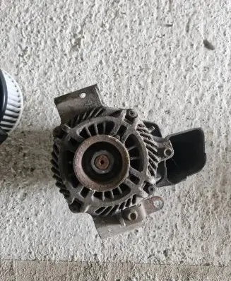 Mazda 6 Generator/alternator A2TJ0391B