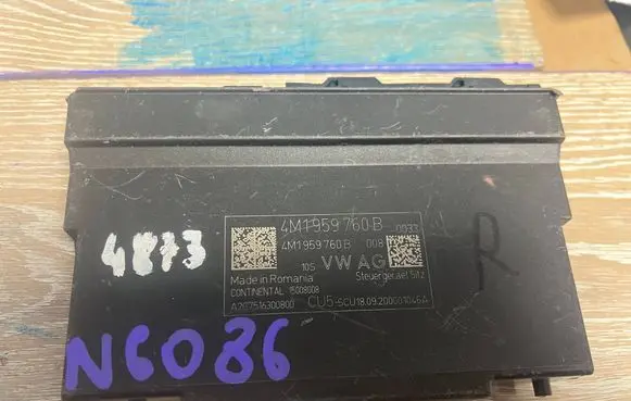 Volkswagen PASSAT B8 Keyless (KESSY) go control unit/module 4M1959760B A2C7516300800