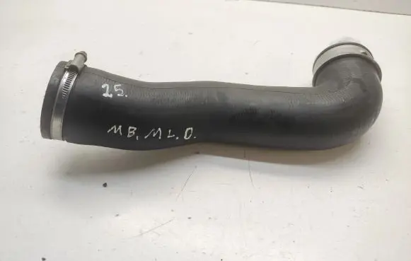 Mercedes-Benz ML W164 Intercooler hose/pipe A1645280382