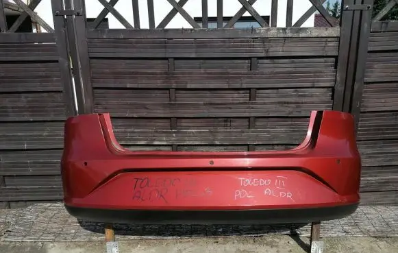 Seat Toledo IV (NH) Front bumper 000789