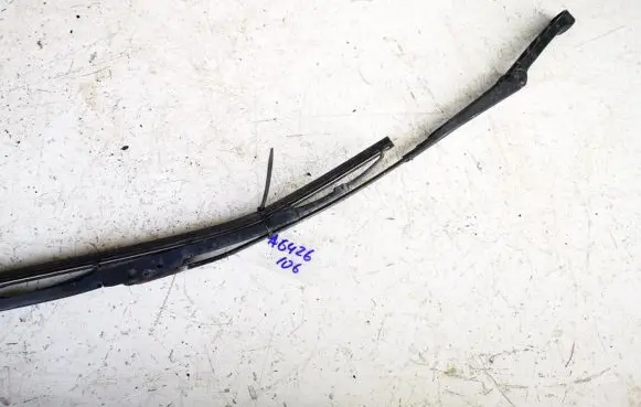Audi 100 S4 C4 Front wiper blade arm 4a1955408a