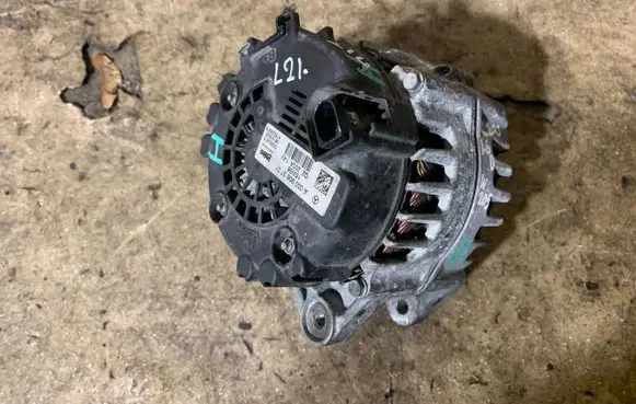 Mercedes-Benz C W205 Generator/alternator A0009063701