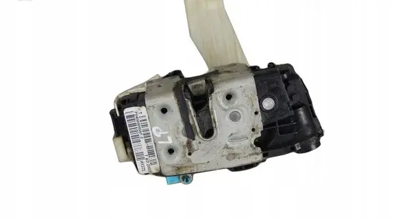 Jeep Patriot Front door lock