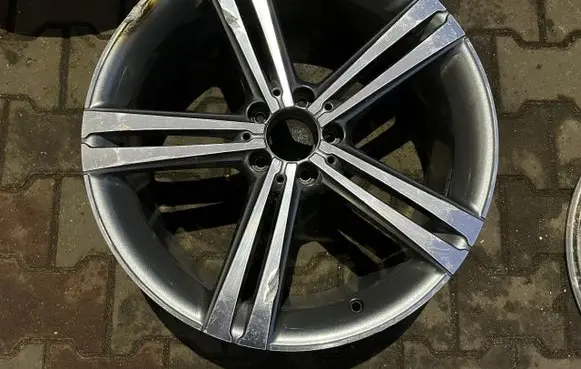 Mercedes-Benz CLS W257 R20 alloy rim 