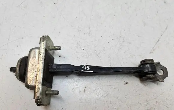 Opel Mokka Front door check strap stopper