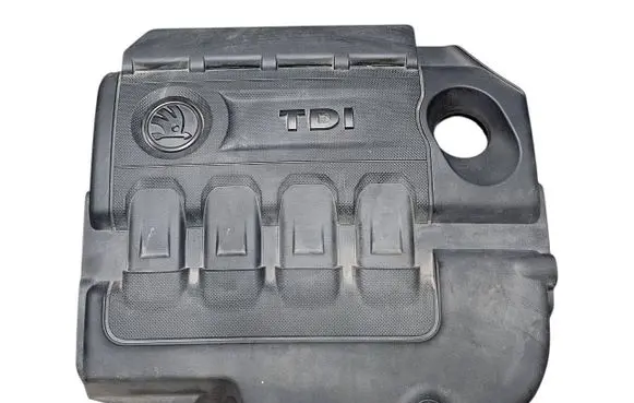 Engine cover (trim)
