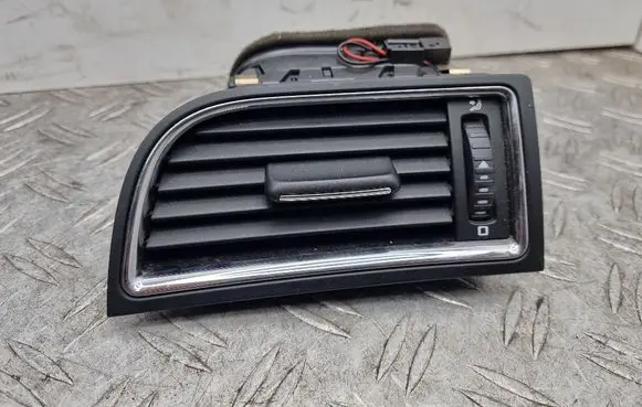 Skoda Superb B6 (3T) Dashboard side air vent grill/cover trim 3T0819701