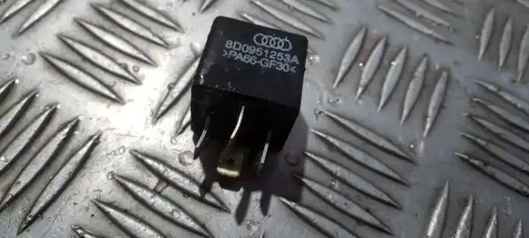 Audi A8 S8 D3 4E Other relay 8d0951253a 373