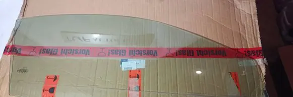 Mercedes-Benz SL R230 Front door window glass four-door A2307250210 958445 GLASSCHAIBE