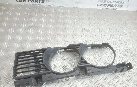 BMW 5 E34 Under headlight/headlamp trim 