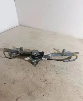 Nissan Almera Tino Front door window regulator with motor 400699