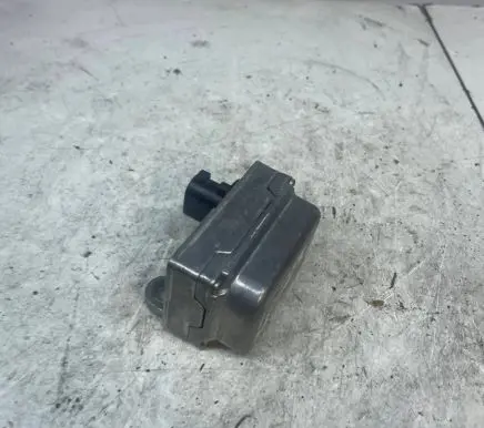Mercedes-Benz E W211 ESP acceleration yaw rate sensor A0045420418 10098515144