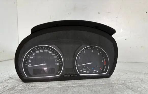 BMW X3 E83 Speedometer (instrument cluster) 341312701 3413127