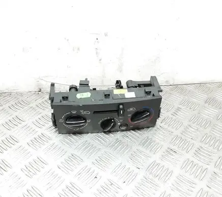 Peugeot 207 Climate control unit N102077R3 69910001