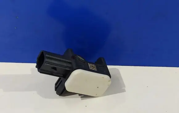 Volvo S60 Airbag deployment crash/impact sensor 31334336