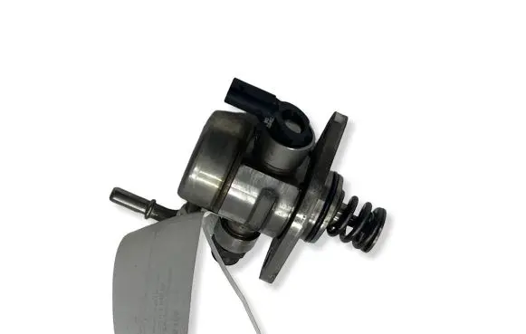 Audi A6 S6 C8 4K Fuel injection high pressure pump 06Q127A01