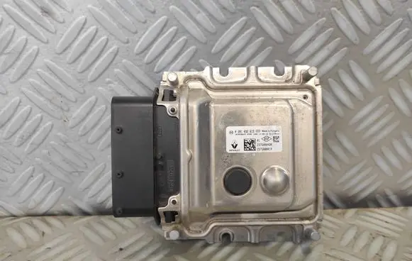 Renault Trafic III (X82) Adblue control unit 237G00049R 237G00001R 0281032615