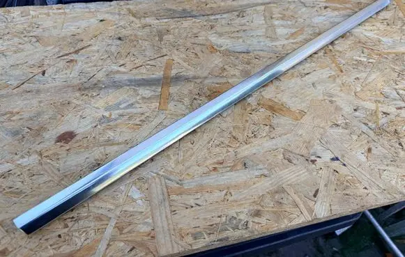 Jaguar XF Front door glass trim molding 8X23F21452AE 8X23F21452AF