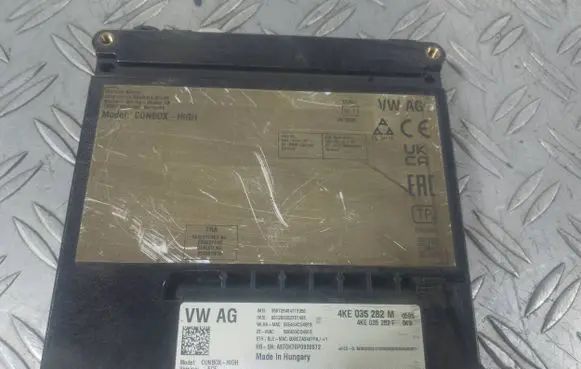 Audi RS7 C8 SOS control module 4KE035282F 4KE035282M 901280082791406