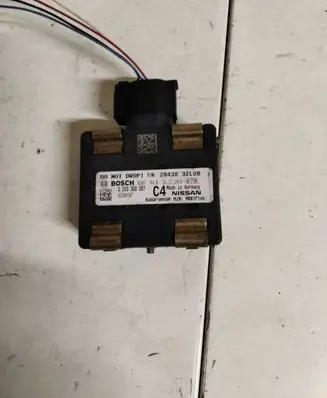 Nissan Pulsar Distronic sensor radar 0203300387 284383ZL0B