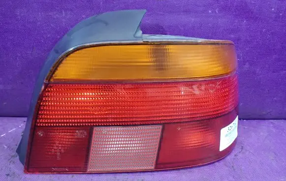 BMW 5 E34 Rear/tail lights 8363558