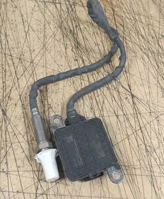 Mercedes-Benz E W213 Lambda probe sensor A0009057208