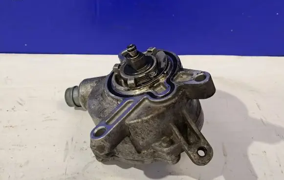 Volvo S60 Vacuum pump 08699237 8699237