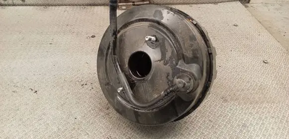 BMW 1 E81 E87 Brake booster 6751976