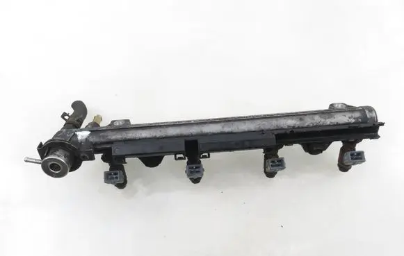 Volkswagen Golf IV Fuel main line pipe IWP058 036031C 036133319B