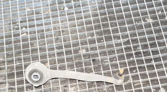 Mercedes-Benz SLK R171 Front lower control arm/wishbone