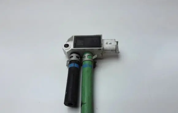 Renault Megane IV Exhaust gas pressure sensor 227701177R
