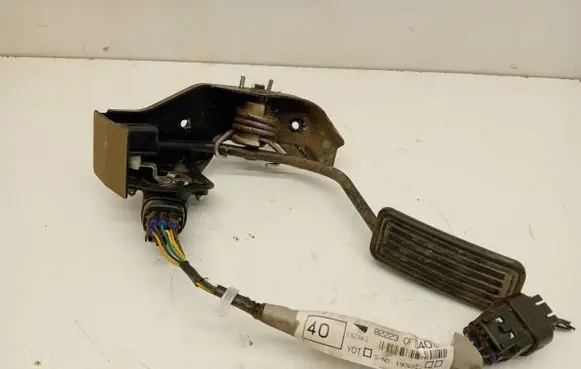 Toyota Corolla Verso AR10 Accelerator throttle pedal