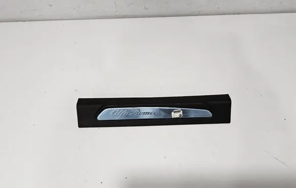 Alfa Romeo Giulia Front sill trim cover 156107572 156107573 156107574