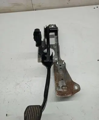 Volvo V50 Brake pedal 4N512467CG 31202370