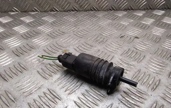 Volkswagen Golf V Windscreen/windshield washer pump 1T0955651A
